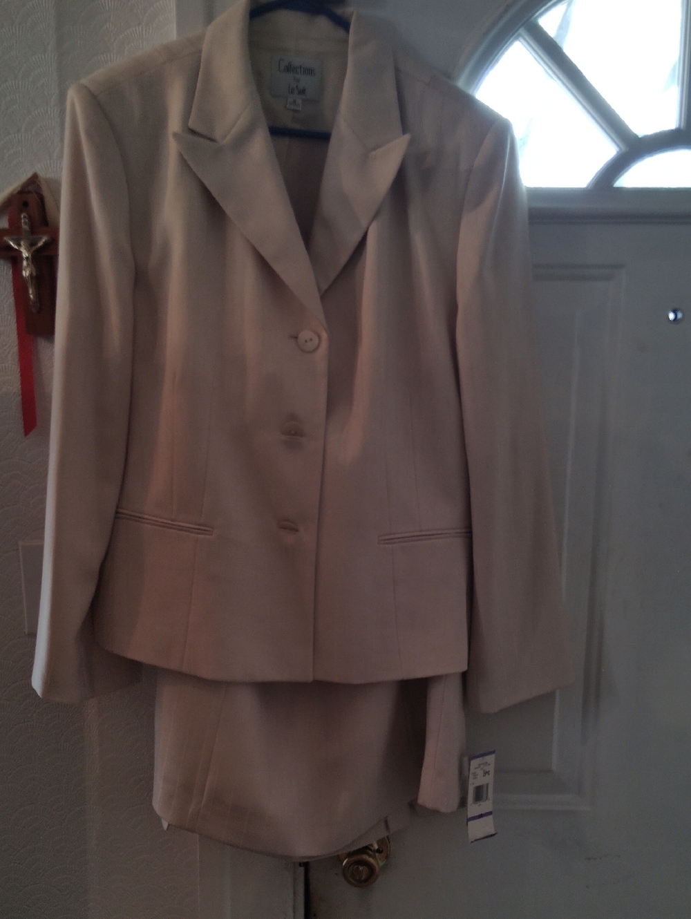 Women's Cream Blazer